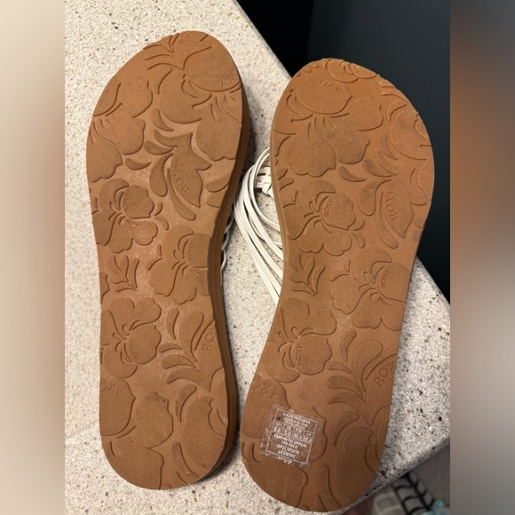 ROXY Sandals “Jasmine” size 8 - Picture 2 of 2
